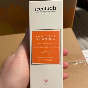 Scentuals facial serum vitamin c